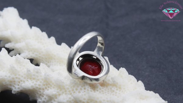835 Silber Ring mit rotem Schmuckstein, Gr. 49